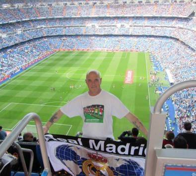 مشجع استثنائي سيحضر قمة الفيصلي والوحدات