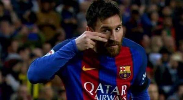 ميسي يظهر جانبا إنسانيا في (موقعة إشبيلية)