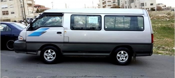 اجراءات مغلظة للحد من ظاهرة النقل الخاص مقابل الاجر