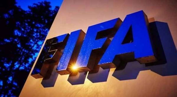 الفيفا يتكبد خسائر قياسية في 2016
