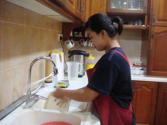 مصادر :إجراءات مشددة بحق عاملات المنازل قريباً