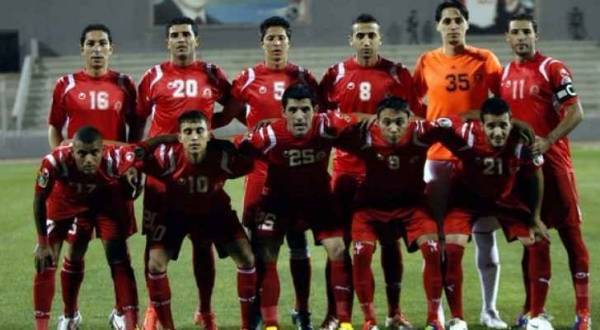 الجزيرة يطلب حكاما من الخارج