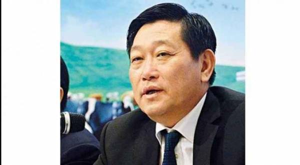 جمع ثروتة في 10 سنوات وخسرها خلال 90 دقيقة