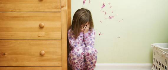 الضرب ممنوع تماماً.. 4 طرق لمعاقبة الطفل دون إيذائه