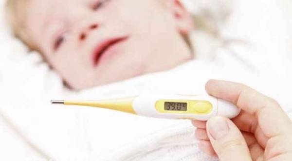 تعرف على أساسيات قياس درجة حرارة الطفل