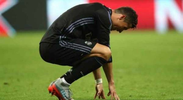 رغم إنجاز الـ ١٠٠ هدف رونالدو غير سعيد