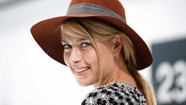 ملكة جمال التنس غاضبة