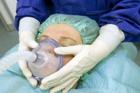 مسلسل كسر القانون ..بطوله(طبيبة تخدير في مستشفى حكومي وبإخراج كبار موظفي الصحة !)