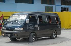 مذكرة نيابية تدعو الحكومة لوضع آلية عمل لباصات نقل طلبة المدارس