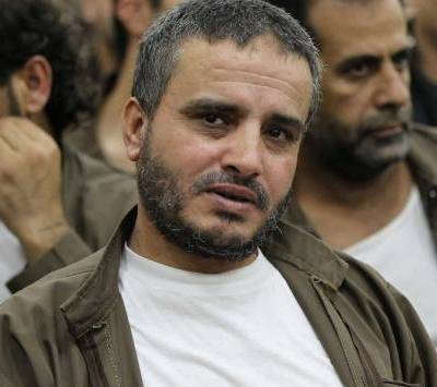 الدقامسة يتسلم بطاقة أحوال مدنية