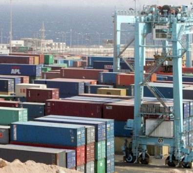 رفع أجور تفريغ الحاويات بـ (لوجستية العقبة)