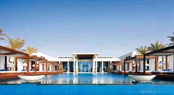 ليلة في فندق بأبوظبي مقابل كيلو من الذهب !