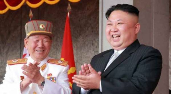 كم قصة شعر مسموح بها في كوريا الشمالية؟