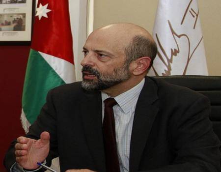 الرزاز : هيبة المدرسة ومعلميها من هيبة الوطن