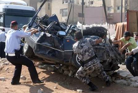 اصابة اسرة من 7 افراد بحادث تدهور على طريق وادي عربة