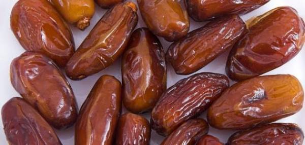 هل تخفض الحكومة أسعار التمور؟