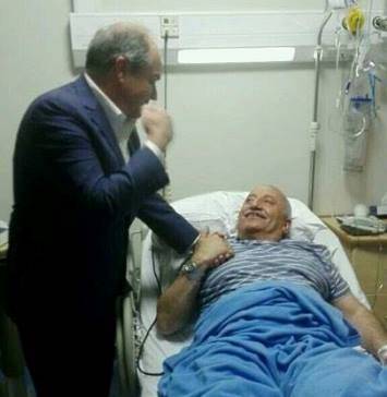 الملقي يعود خالد رمضان في المستشفى