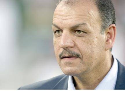 حمد يوضح سبب إخفاق الوحدات