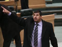 السعود يوجه انتقادا لاذعا لـ الطويسي لرفع العلم الاسرائيلي في فعالية اقيمت بالجامعة الاردنية