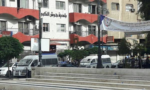 على خلفية الاحتجاجات الامن يكثف تواجده بمحيط بلدية جرش