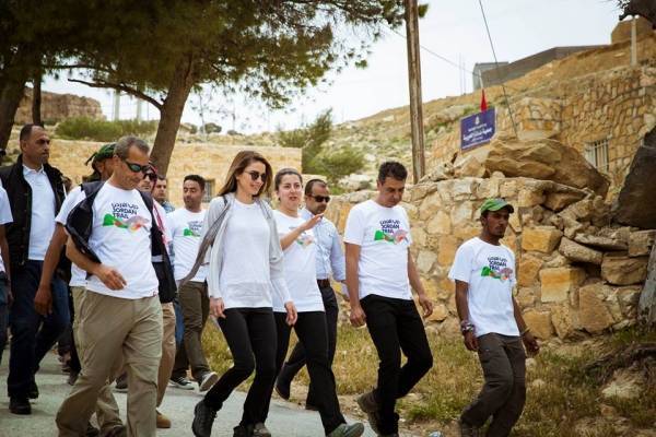 الملكة تشارك في مسارات درب الاردن في ضانا  صور