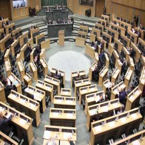 النيابة العامة ترد الاستيضاحات المقدمة من النوّاب بشأن وزراء سابقين