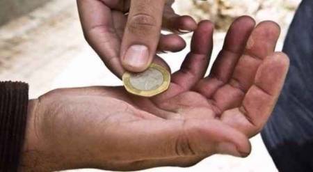 مع اقتراب رمضان .. التنمية تتوعد المتسولين وتدعو لعدم التعاطف معهم