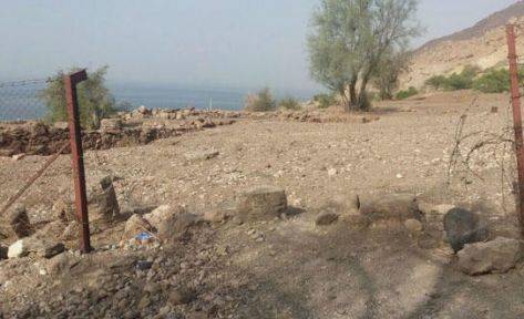 محافظ البلقاء يؤكد اهمية الحفاظ على نظافة البحر الميت