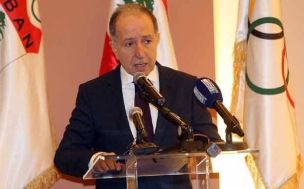 هماّم غادر الى الخارج