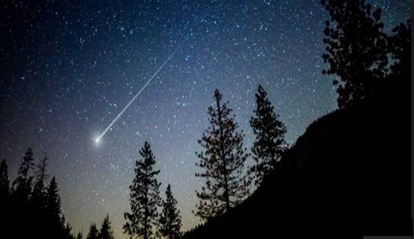 السماء أمطرت ألماساً قبل 48 عاماً!! أغرب 10 أشياء سقطت من الفضاء على الأرض