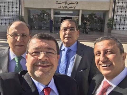 سلفي دمار للأربعة الكبار