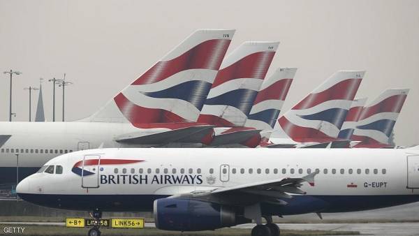 شحرور في قمرة القيادة يلغي رحلة جوية في لندن