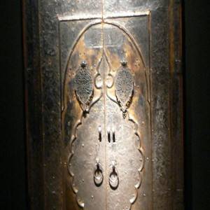 معلومات لا تعرفها عن أقدم باب للكعبة صور