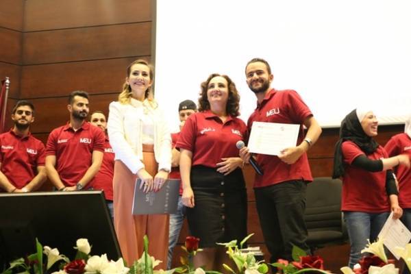 اطلاق مبادرة  اطلع من صندوقهم في الشرق الأوسط 