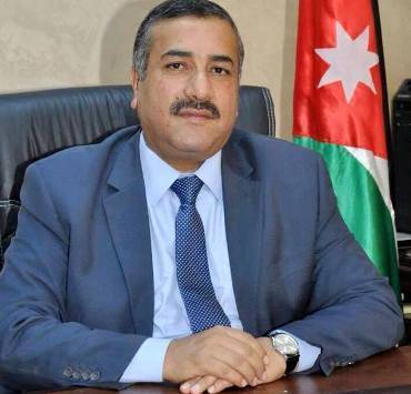 ما لغز إحالة المحاميد إلى التقاعد؟!