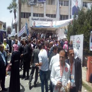 10 نسبة التصويت وإقبال متواضع على انتخابات المحامين