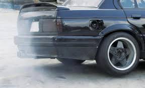 الرمثا : سرقوا ماله ودهسوه بالسيارة