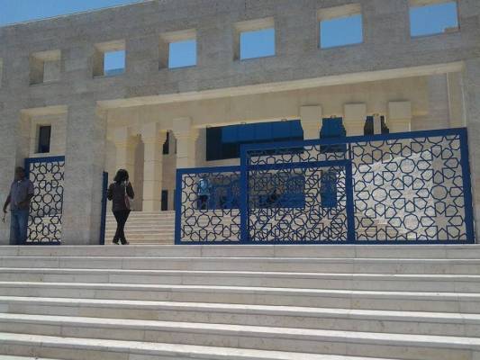 القاضي حسين الرحامنة و  محكمة الزرقاء .. صورة مشرقة للعدالة والحق والوطن