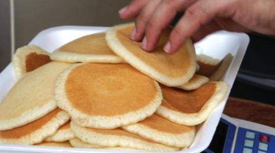 الملقي لم يستجب لإعفاء القطايف من الضريبة