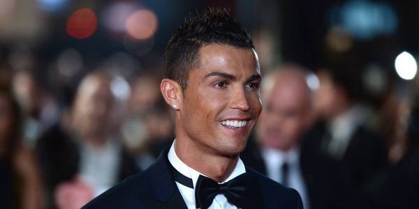 كريستيانو في مصر بشكل سرِّي.. لماذا غادر بعد ساعات من زيارته؟