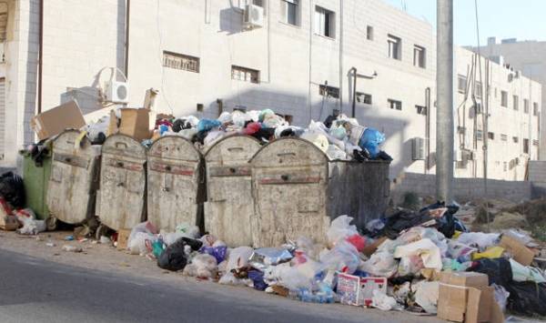 3600 طن نفايات العمانيين في أول يوم من رمضان