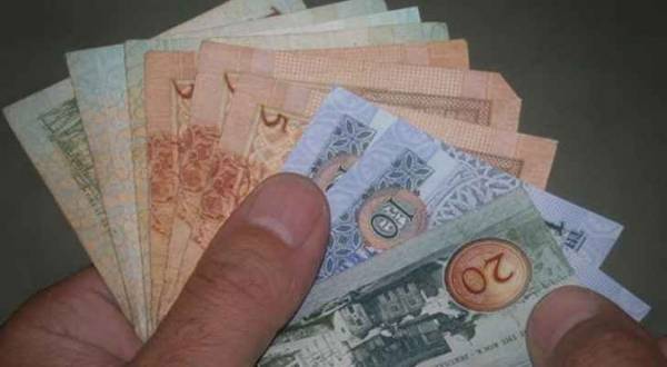 صندوق الزكاة يصرف راتبا إضافيا للمنتفعين منه قبل العيد