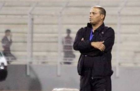 مدرب الاهلي الجديد يشكل جهازه الفني