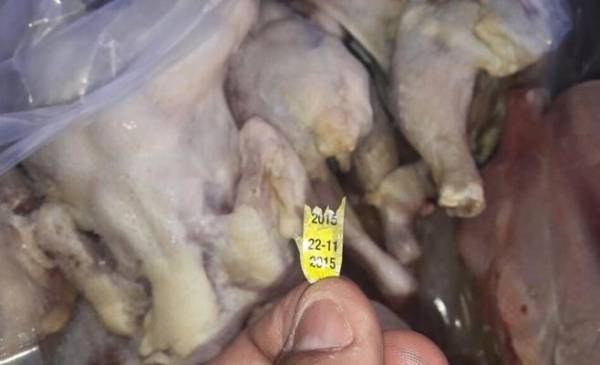 التحفظ على 70 طن دجاج في معان وإغلاق مستودعات بالشمع الأحمر