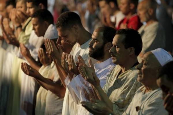 توضيح من الإفتاء حول صلاة التراويح