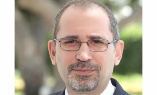 الصفدي: قرار ترامب حكيم