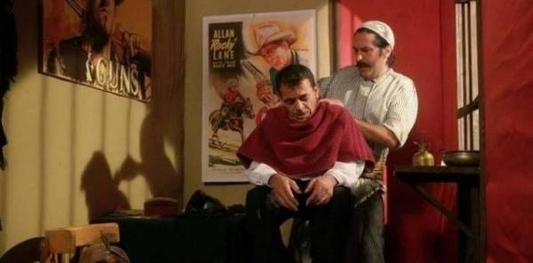 بالصورة: خطأ إخراجي كبير في باب الحارة!