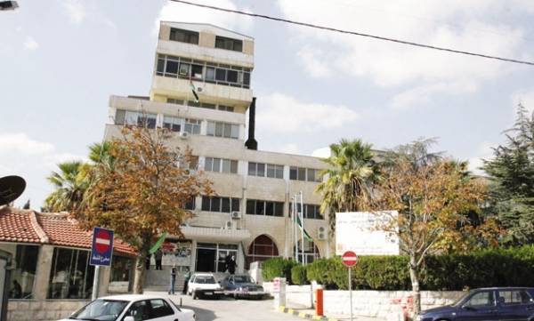 ملفات مصيرية تتحدى النقابات: صناديق تقاعد وتشغيل المنتسبين