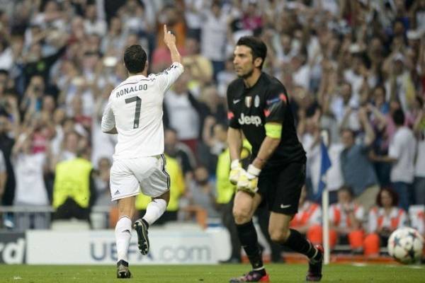 بالفيديو: عندما التقى رونالدو وبوفون لاول مرة .. هذا ما حدث!