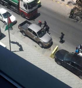 الامن يعتقل شخصين شاركا في اعتصام اصحاب التكاسي